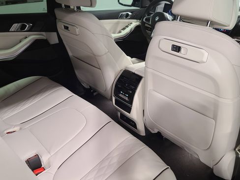 New 2026 BMW X5 xDrive40i w/ M Sport Package image 28