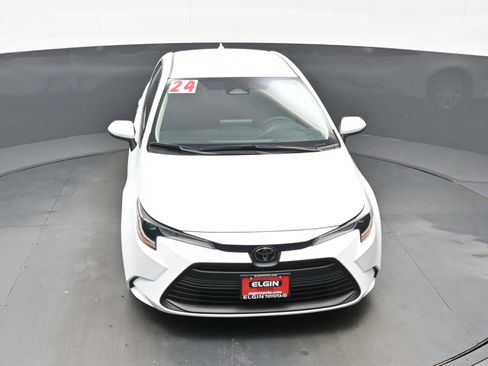 Used 2024 Toyota Corolla LE FWD image 33