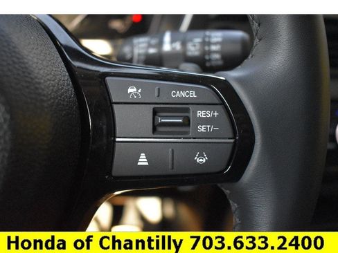 Used 2025 Honda Pilot EX-L image 13