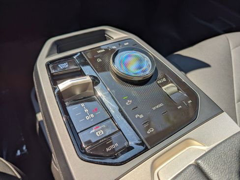 Used 2024 BMW iX M60 image 27