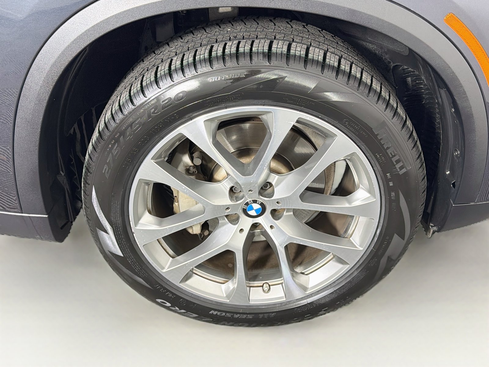 Used 2022 BMW X5 xDrive40i w/ Parking Assistance Package AWD/4WD image 35