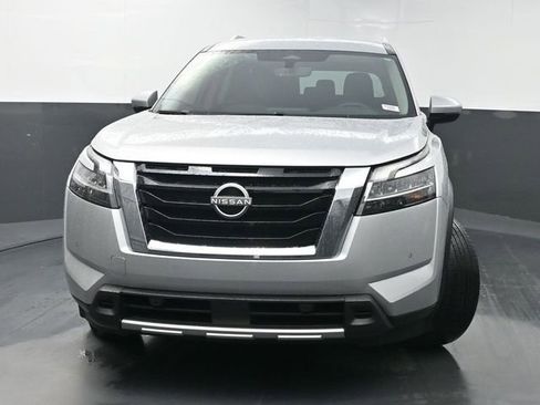 Used 2024 Nissan Pathfinder SL image 6