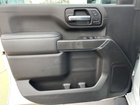 Used 2022 GMC Sierra 2500 AT4 image 13