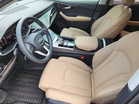 Used 2025 Audi Q7 3.0T Prestige AWD/4WD image 9
