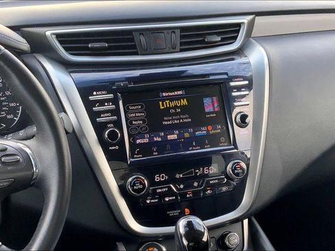 Used 2023 Nissan Murano SV image 6