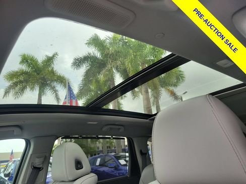 Certified 2026 Acura MDX w/ Technology Package FWD image 16