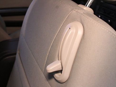 Used 2010 Ford Mustang V6 2D Coupe image 11