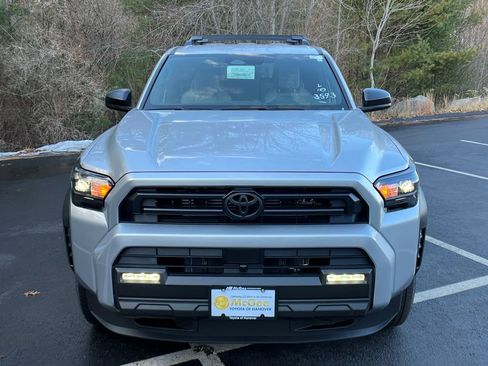 New 2026 Toyota 4Runner SR5 image 8