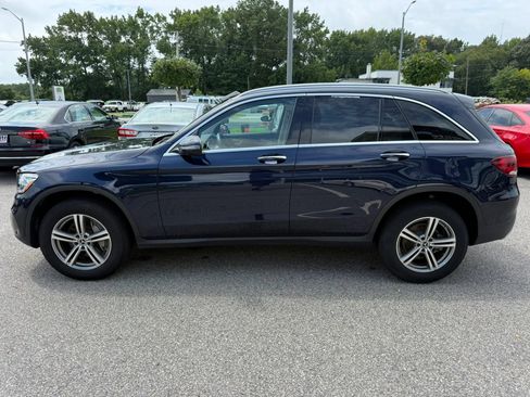 Used 2022 Mercedes-Benz GLC 300 4MATIC w/ Multimedia Package Lite image 4