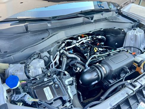 Used 2022 Ford Explorer XLT w/ Equipment Group 202A image 53