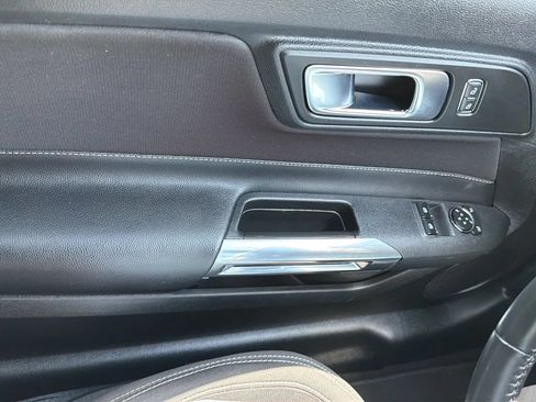 Used 2021 Ford Mustang GT w/ Black Accent Package RWD image 22