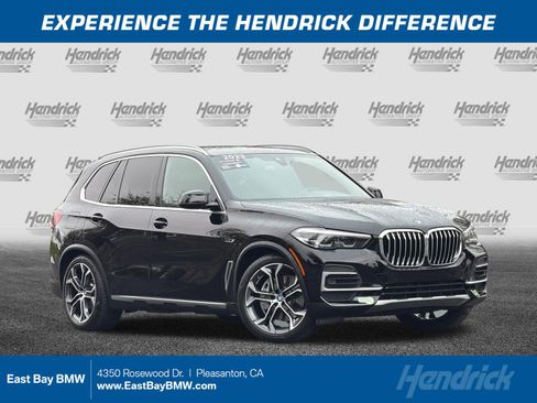 Certified 2023 BMW X5 xDrive45e image 1