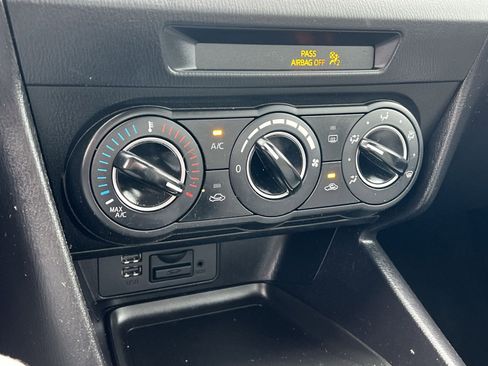 Used 2016 MAZDA MAZDA3 i Sport w/ Preferred Equipment Package image 20