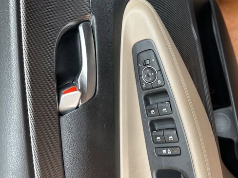 Used 2019 Hyundai Santa Fe SE image 22