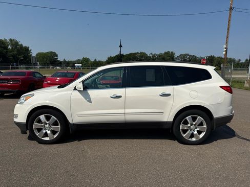 Used 2011 Chevrolet Traverse LTZ AWD/4WD image 8