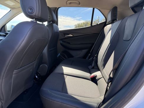 Used 2025 Buick Encore GX Preferred image 25