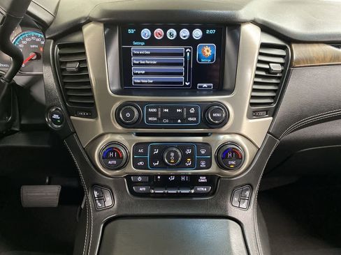 Used 2019 GMC Yukon XL Denali w/ Denali Ultimate Package image 23