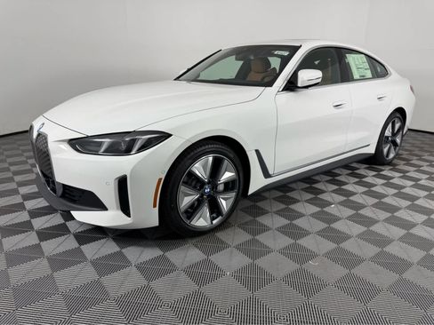 New 2026 BMW i4 xDrive40i w/ Premium Package AWD/4WD image 7