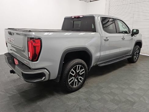 Certified 2025 GMC Sierra 1500 AT4 w/ AT4 Premium Package AWD/4WD image 9