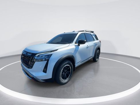 New 2026 Nissan Pathfinder Rock Creek image 4