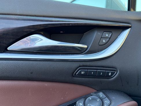 Used 2019 Buick Enclave Avenir w/ Trailering Package, 5000 lbs. AWD/4WD image 8