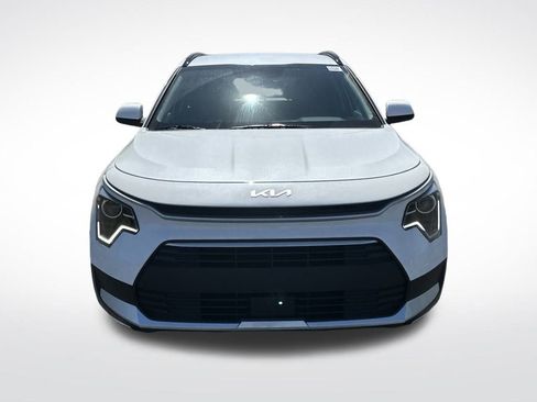 New 2025 Kia Niro EX image 8