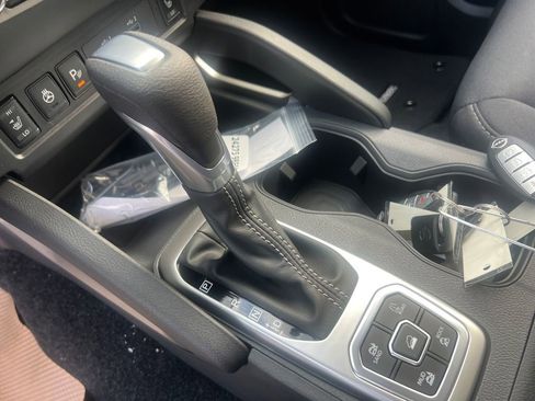 New 2026 Nissan Frontier SV w/ SV Convenience Package image 23