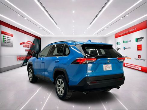 Used 2021 Toyota RAV4 LE FWD image 6