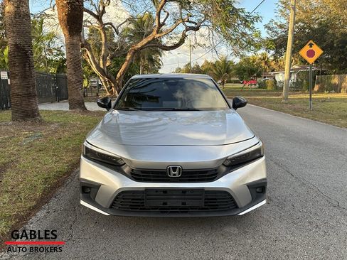 Used 2022 Honda Civic Sport image 9