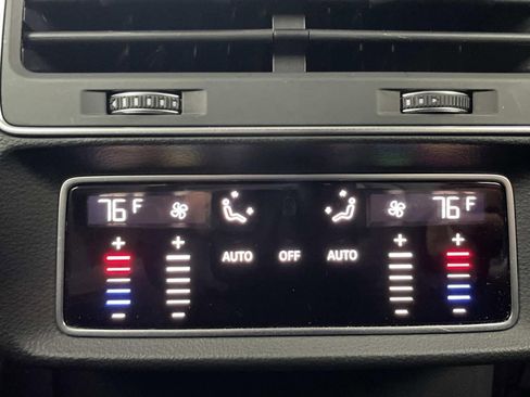 Certified 2023 Audi Q8 Premium Plus w/ Premium Plus Package image 13