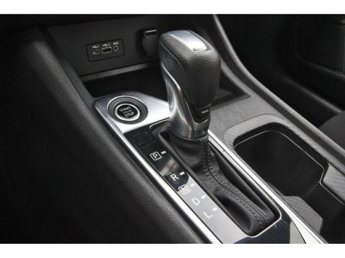 Used 2022 Nissan Sentra SV w/ All-Weather Package FWD image 25