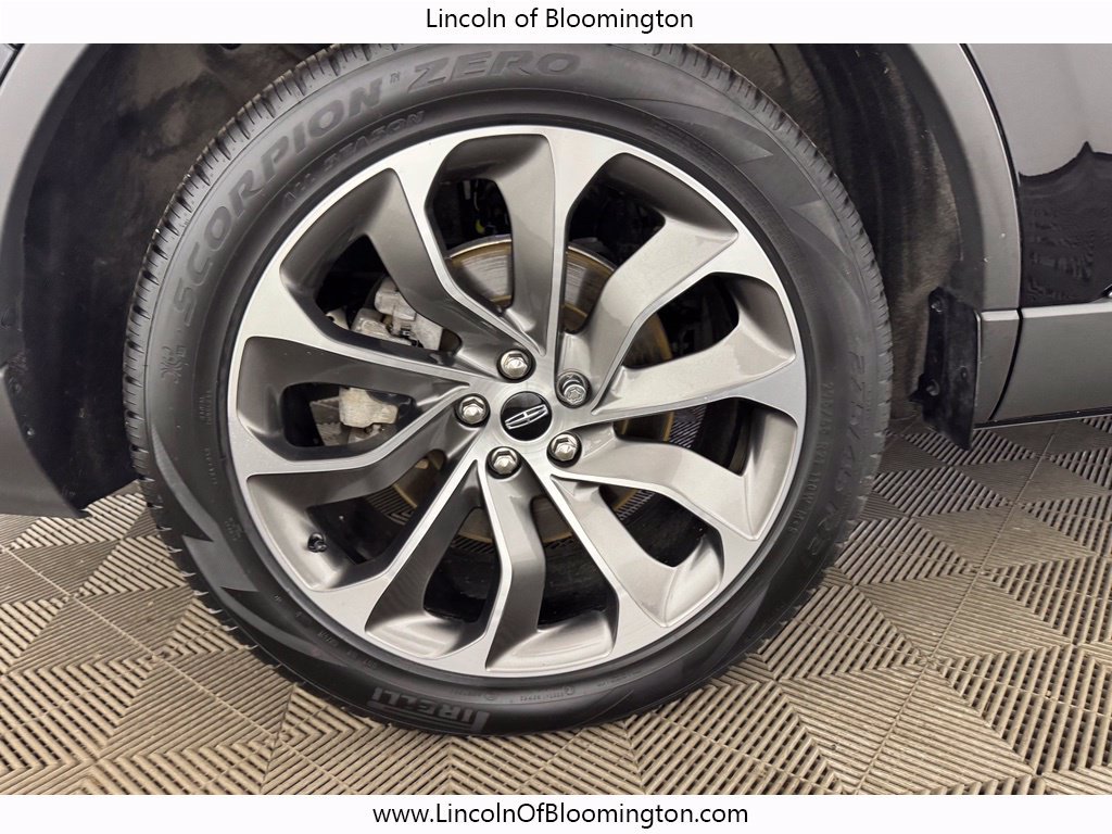Certified 2025 Lincoln Aviator Reserve AWD/4WD image 26