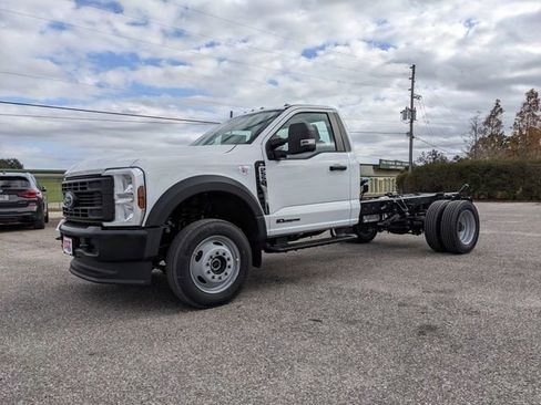 New 2026 Ford F550 4x4 Regular Cab Super Duty image 8