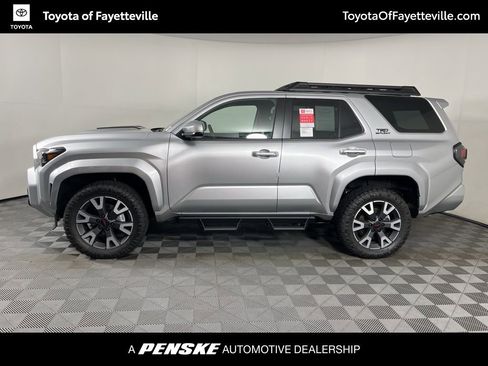 Used 2026 Toyota 4Runner TRD Sport AWD/4WD image 2