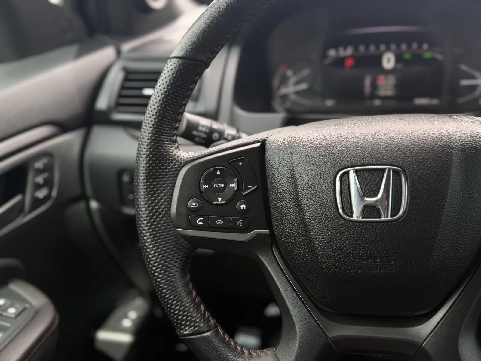 Used 2023 Honda Passport TrailSport image 22