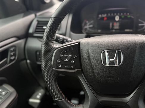 Used 2023 Honda Passport TrailSport image 22