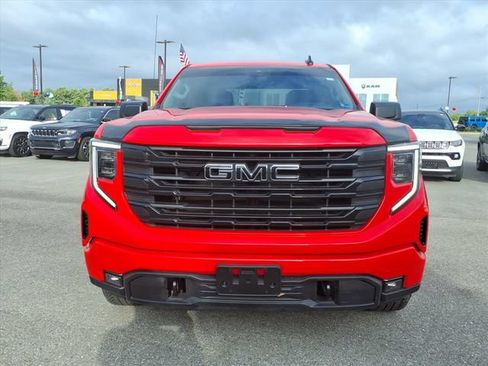 Used 2024 GMC Sierra 1500 Elevation AWD/4WD image 11