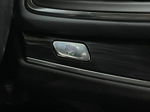 Used 2019 Buick Enclave Premium w/ Experience Buick Package image 23