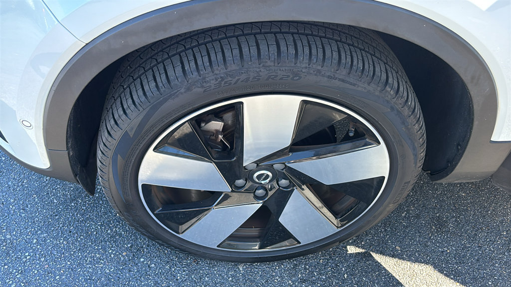 Certified 2023 Volvo C40 P8 Recharge Plus w/ Climate Package AWD/4WD image 31