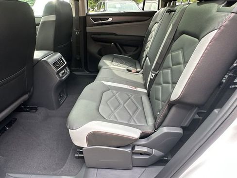 New 2026 Volkswagen Atlas Peak Edition AWD/4WD image 21