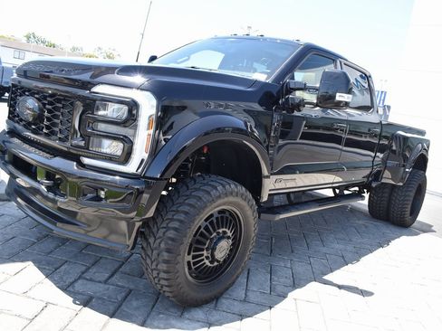 Used 2025 Ford F450 Lariat w/ FX4 Off-Road Package image 35