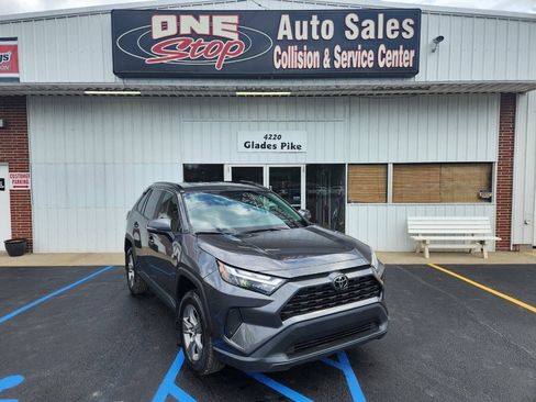 Used 2024 Toyota RAV4 XLE AWD/4WD image 1
