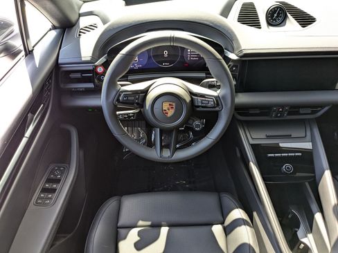 New 2025 Porsche Macan 4S Electric AWD/4WD image 15