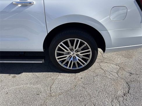 Used 2022 Ford Expedition Max Platinum image 34
