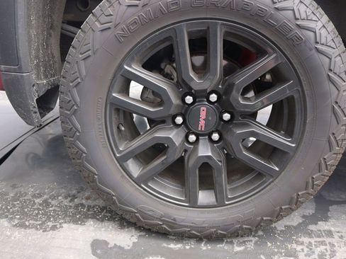 Used 2021 GMC Sierra 1500 Elevation image 12