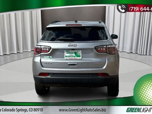 Used 2018 Jeep Compass Latitude w/ Popular Equipment Group image 4