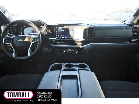 Used 2025 Chevrolet Silverado 1500 LT image 9
