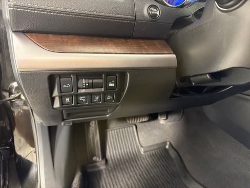 Used 2018 Subaru Outback 2.5i Limited AWD/4WD image 15