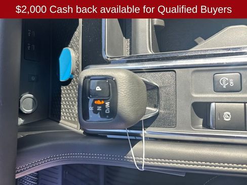 New 2026 Nissan Pathfinder Platinum image 25