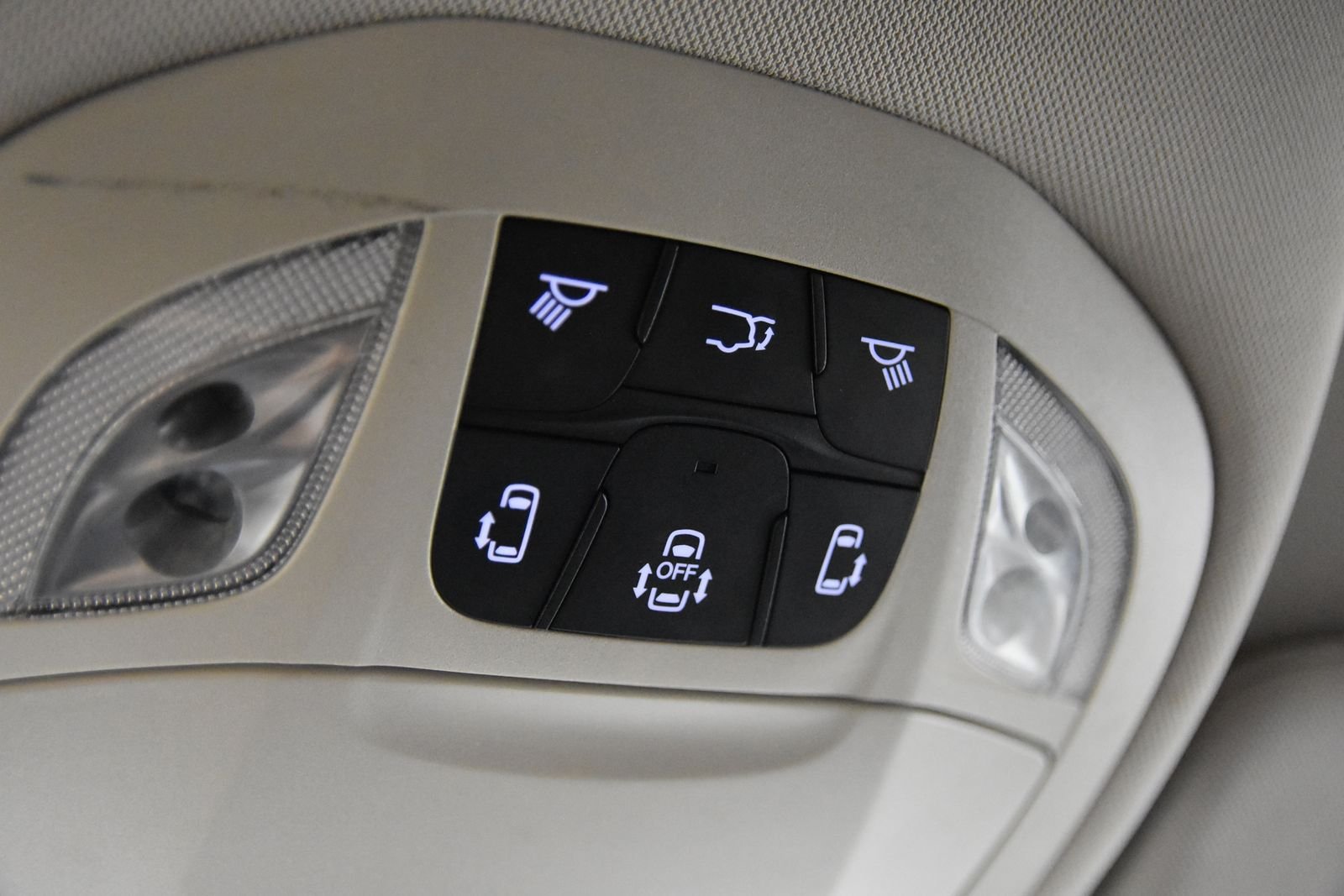 Used 2023 Chrysler Pacifica Touring-L FWD image 23